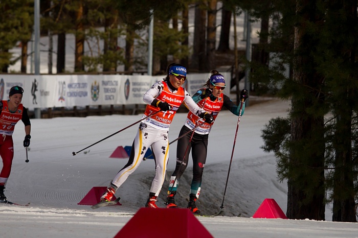 Чемпионат России по лыжным гонкам в Тюмени. 6-й соревновательный день. Женский масс-старт