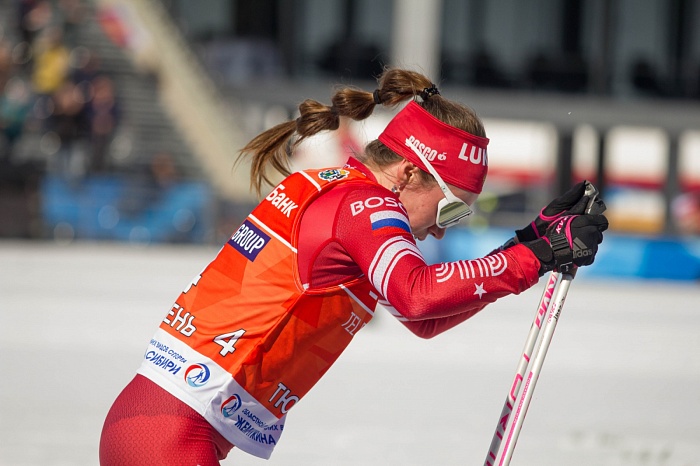 Чемпионат России по лыжным гонкам в Тюмени. 6-й соревновательный день. Женский масс-старт