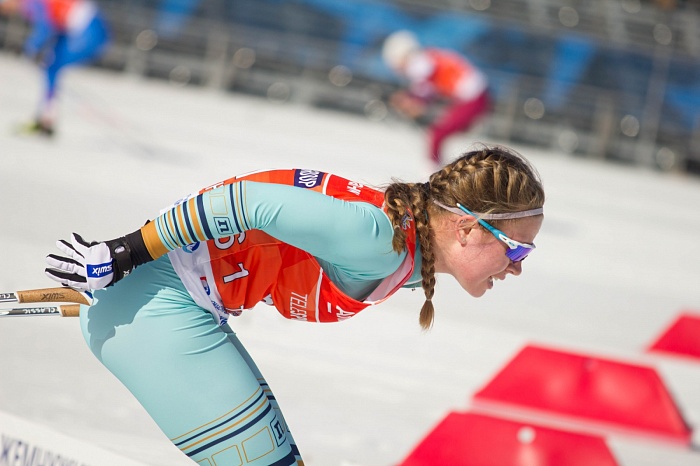 Чемпионат России по лыжным гонкам в Тюмени. 6-й соревновательный день. Женский масс-старт