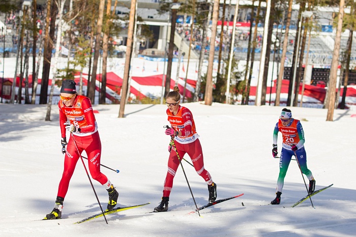 Чемпионат России по лыжным гонкам в Тюмени. 6-й соревновательный день. Женский масс-старт