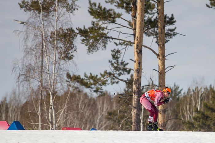 Чемпионат России по лыжным гонкам в Тюмени. 6-й соревновательный день. Женский масс-старт