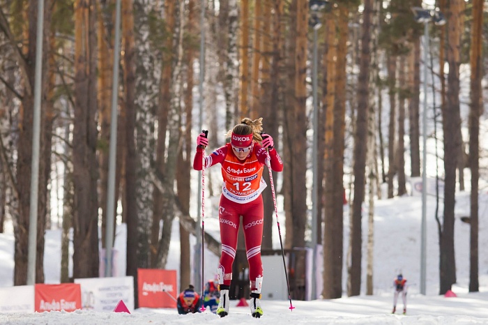 Чемпионат России по лыжным гонкам в Тюмени. 6-й соревновательный день. Женский масс-старт