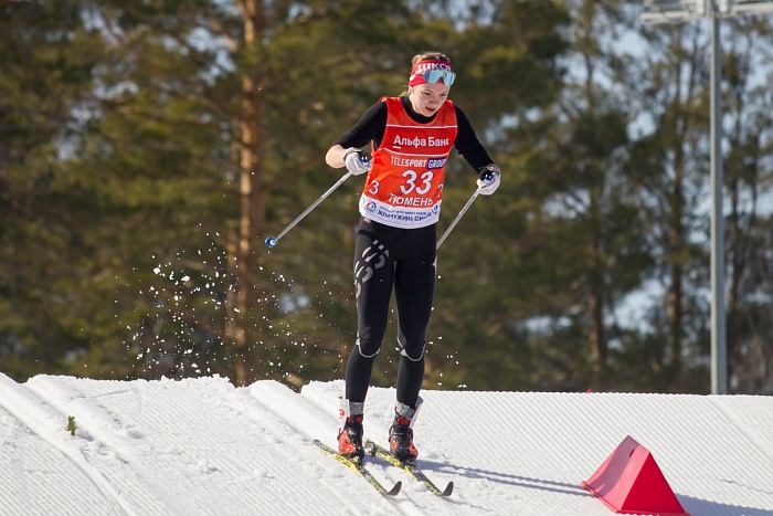Чемпионат России по лыжным гонкам в Тюмени. 6-й соревновательный день. Женский масс-старт