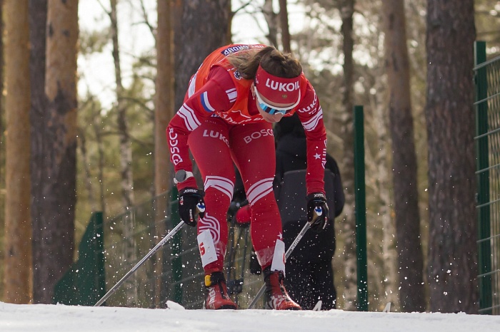 Чемпионат России по лыжным гонкам в Тюмени. 6-й соревновательный день. Женский масс-старт
