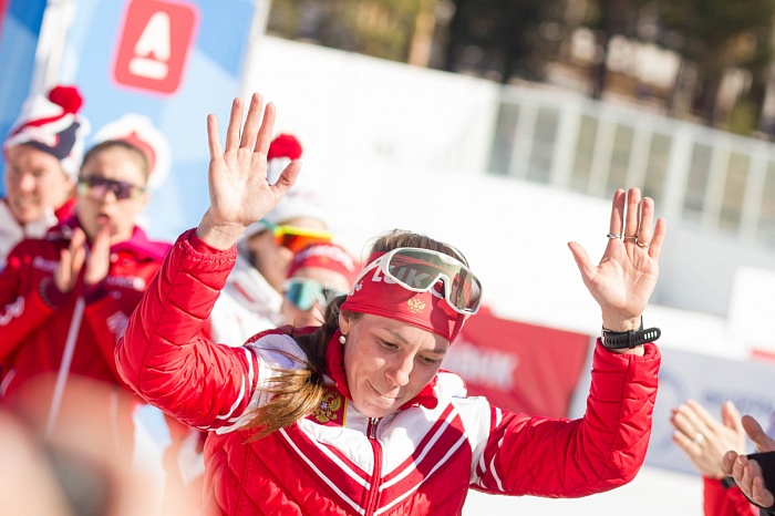 Чемпионат России по лыжным гонкам в Тюмени. 6-й соревновательный день. Женский масс-старт