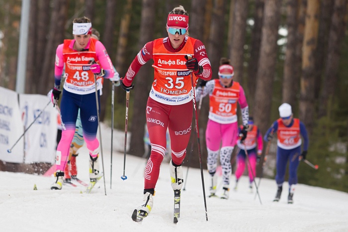 Чемпионат России по лыжным гонкам в Тюмени. 6-й соревновательный день. Женский масс-старт