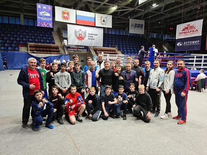 К наградам пробились вдесятером