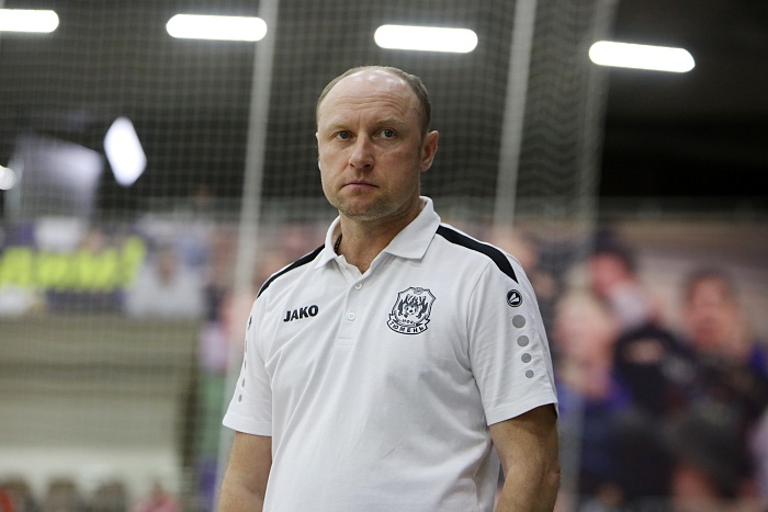 Главный тренер мини-футбольного клуба «Тюмень» Денис Абышев: «До 4:0 у меня даже не возникало мысли, что у нас будет что-то не так в обороне»