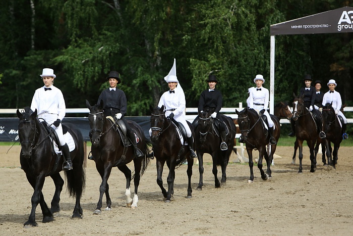 «Скачки фаворитов: Конкур 2023». Клуб «Аллегро»