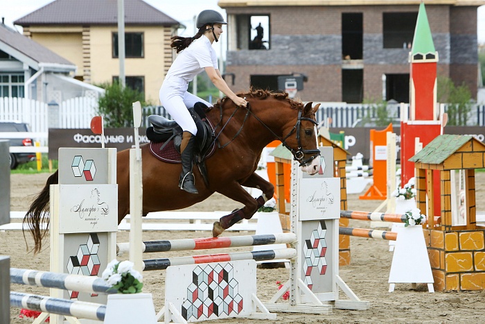 «Скачки фаворитов: Конкур 2023». Клуб «Аллегро»