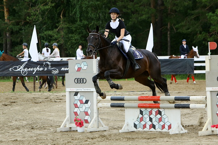 «Скачки фаворитов: Конкур 2023». Клуб «Аллегро»