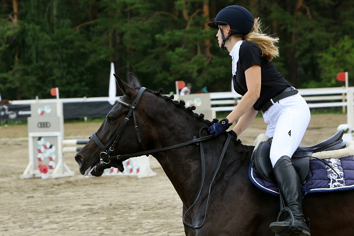 «Скачки фаворитов: Конкур 2023». Клуб «Аллегро»