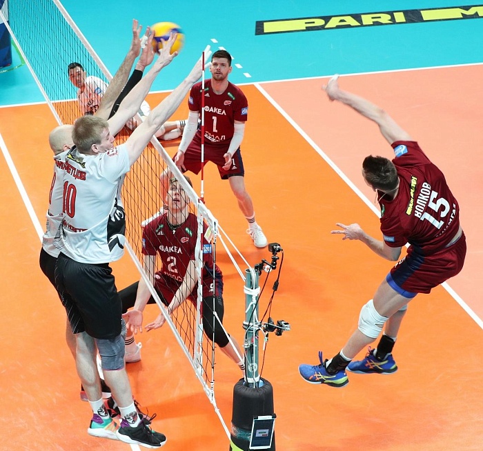 Новоуренгойцы сделали шаг к «Финалу шести»