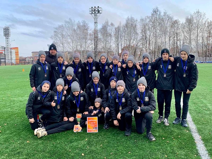 Юные тюменцы привезли футбольную бронзу из Сочи