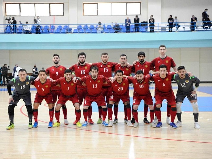 Асланян «насолил» в Ереване французам