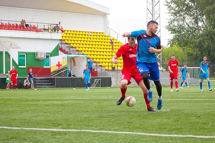 «Рубин» дал бой лидеру