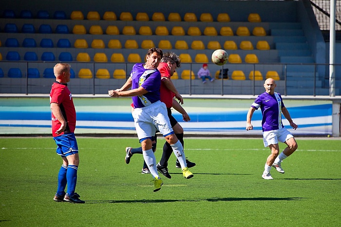 Опытные «инопланетяне» потерпели два поражения