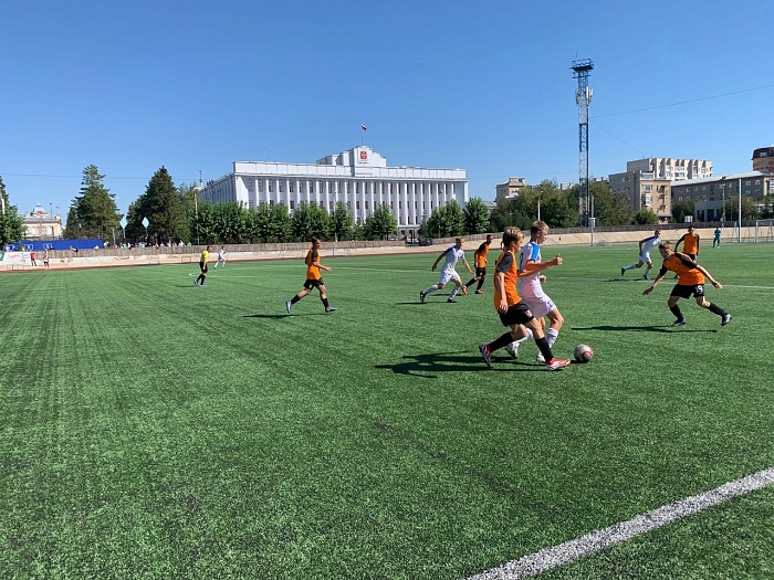 Омский «Иртыш» дома уступил ФК «Тюмень-2006», а «Челябинск» проиграл в Екатеринбурге