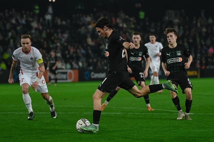 Воспитанник тюменского футбола Данил Карпов забил гол ярославскому «Шиннику»