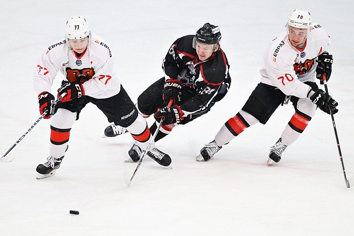 Фото Владимира ОГНЁВА