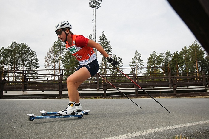 Летний чемпионат России по лыжным гонкам. Первый соревновательный день. Индивидуальная гонка классическим стилем.