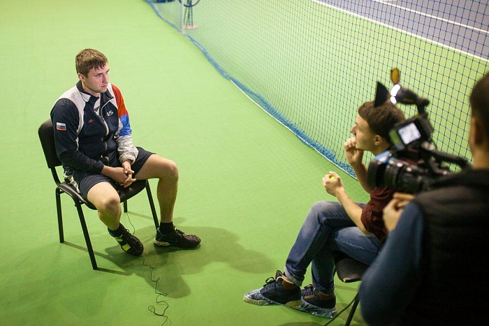 Владислав Дубинский: «В Египте встретил «двурукого» теннисиста»