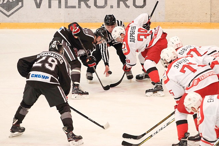 В Альметьевске сыграли конкуренты «Легиона»