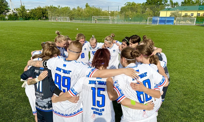 «Ямал» из Ноябрьска дважды проиграл челябинским футболисткам