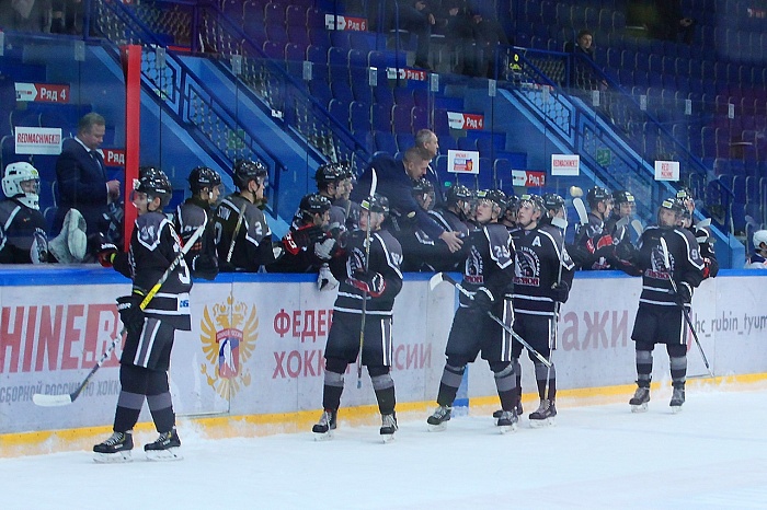 Новый год начнут поединками с уральцами (ВИДЕОТРАНСЛЯЦИЯ)