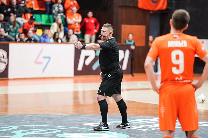 Тюменские арбитры отсудят матчи Суперлиги по мини-футболу