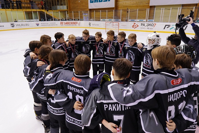 Хоккеисты «Тюменского Легиона» стали серебряными призёрами регионального первенства страны среди юношей