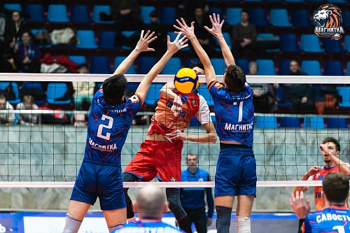 Волейболисты «Тюмени» выиграли первый матч тура в Магнитогорске