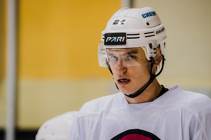 Защитник хоккейного клуба «Рубин» Илья Колганов: «В новом сезоне у меня ещё не было голевых возможностей, но я уверен, что скоро ситуация изменится»