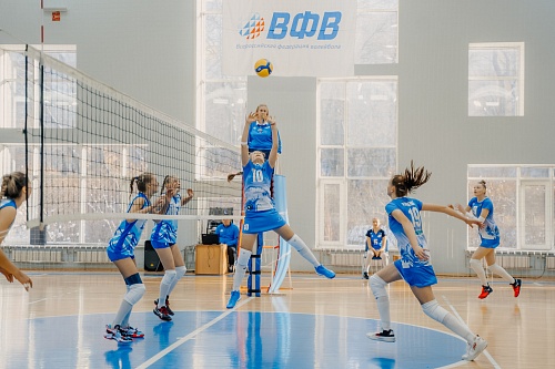 Команда «Тюмень-Прибой» начала тур с поражения