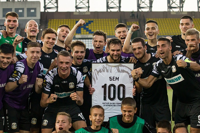 Защитник футбольного клуба «Тюмень» Александр Бем: «Я тоже ждал противостояния с Бардыбахиным»