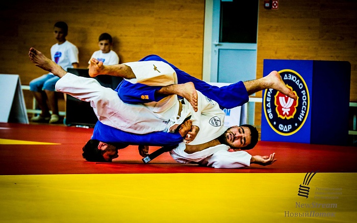 На хабаровском татами выиграли награды