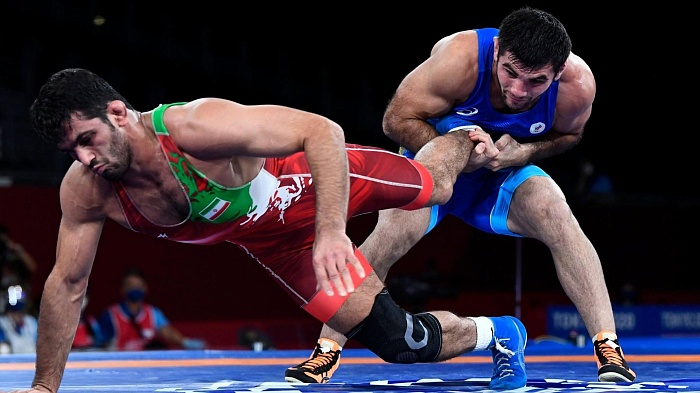 Найфонов сразится за олимпийскую бронзу