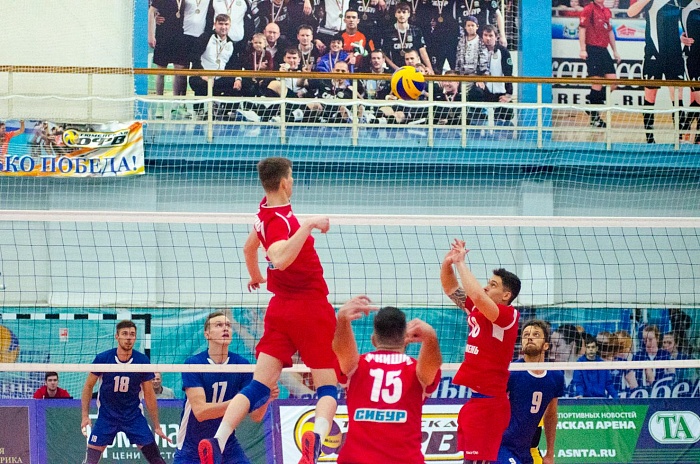 «Нефтяник» подтянулся к нижегородцам