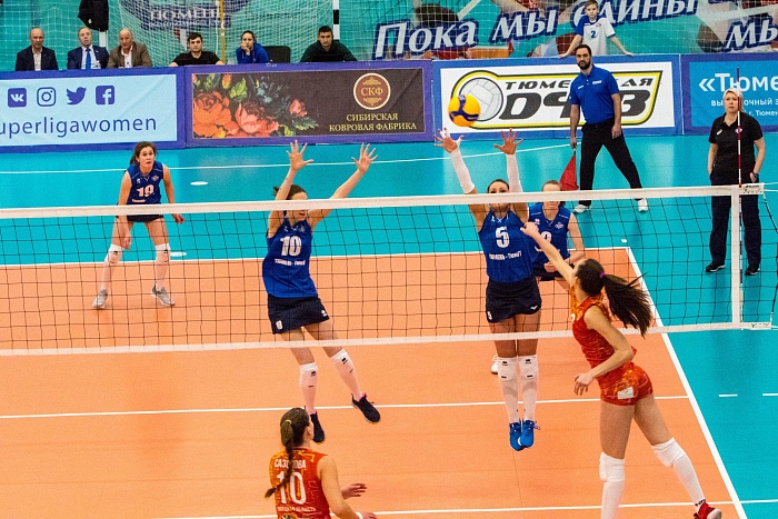 Тюменки сыграли неровно, но победы добились