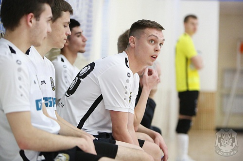 Виерь перебрался в кемеровский клуб