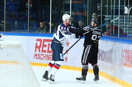 Владислав Хромых: «Забросили нужную шайбу и в концовке выстояли»