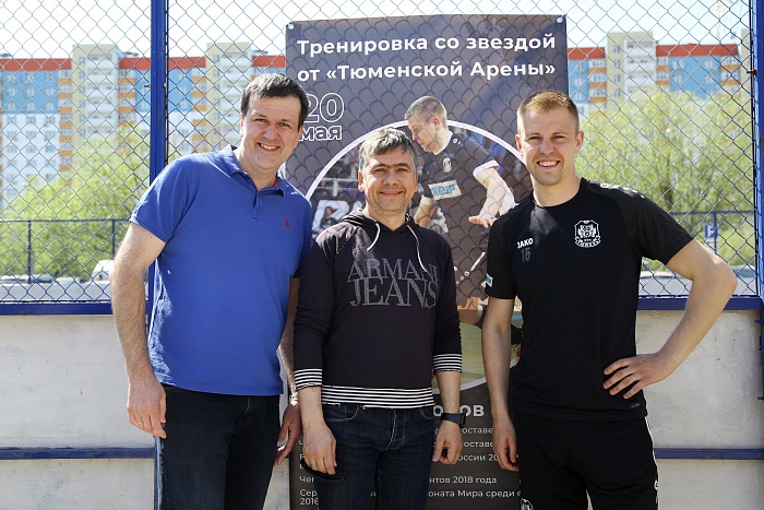 Генеральный директор медиахолдинга «Сибинформбюро» Павел Девайкин: «Тренировки со звёздами тюменского спорта помогают вдохнуть жизнь в спортивные площадки города»