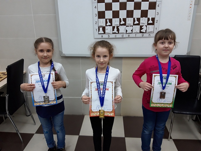 Юные интеллектуалы сразились в «стоклетки»