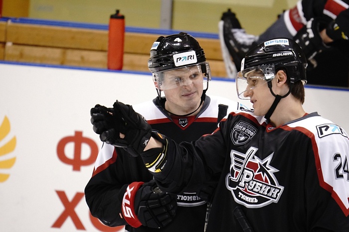 Защитник тюменского хоккейного клуба «Рубин» Александр Федотов: «Нам надо поработать над игрой в меньшинстве»
