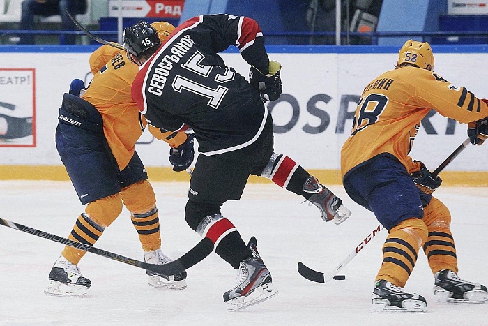 Фото Владимира ОГНЁВА