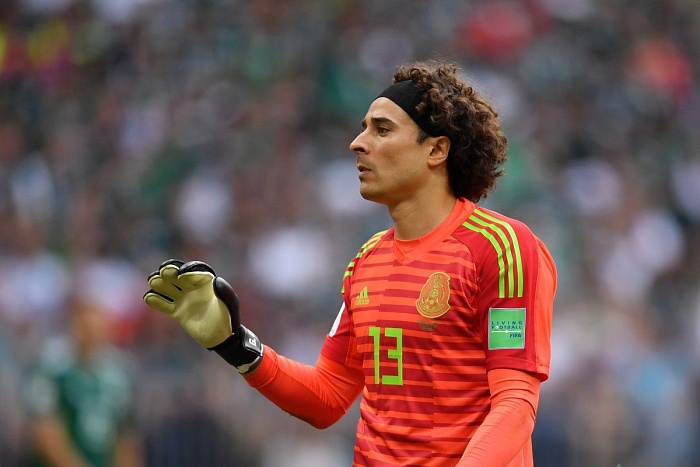 Третий день чемпионата мира по футболу в Катаре: в игру вступает волшебник из Мексики