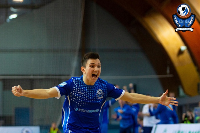 Команда Юдина пробилась в четвертьфинал Кубка