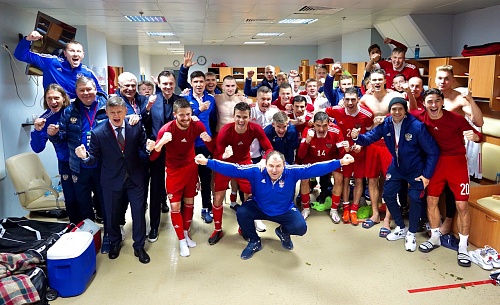 Павел Маслов сыграл за сборную, судьба путевки на Евро в руках россиян