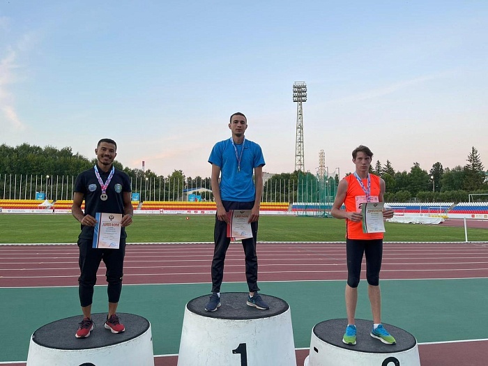 Берут награды в Чебоксарах