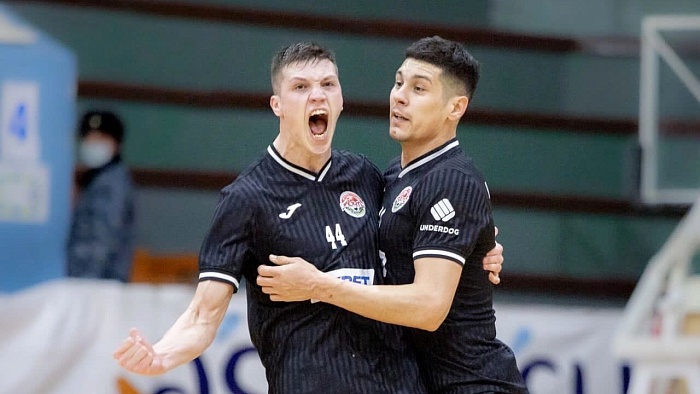 Тюменец Данил Карпюк забил 10-й гол в чемпионате Казахстана по мини-футболу!